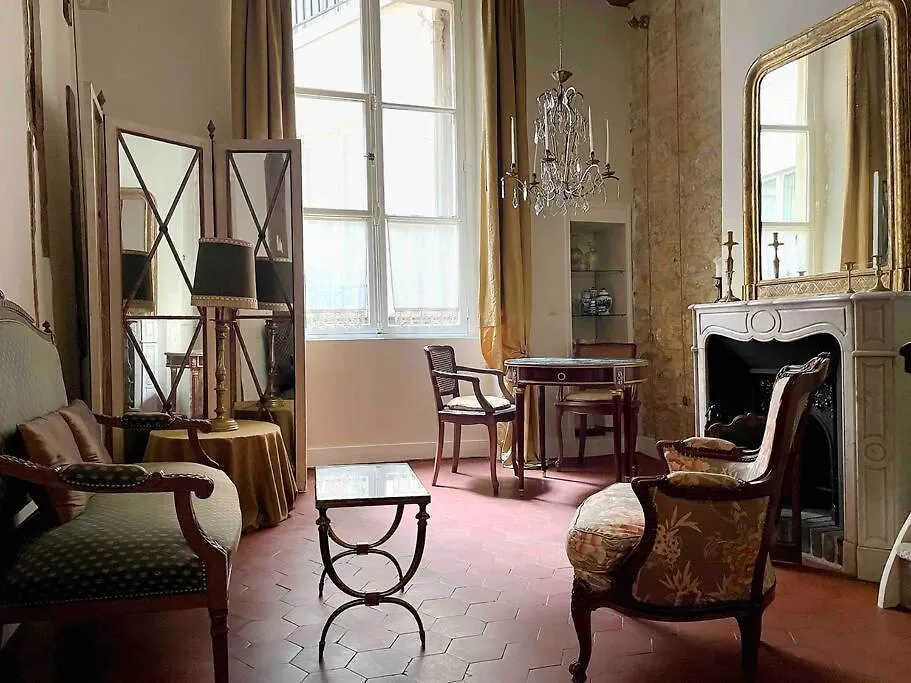 Studio De Charme Au Coeur De L'Ile St Louis Paris 0*,