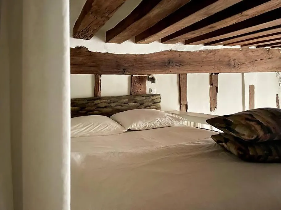 Studio De Charme Au Coeur De L'Ile St Louis Παρίσι Διαμέρισμα