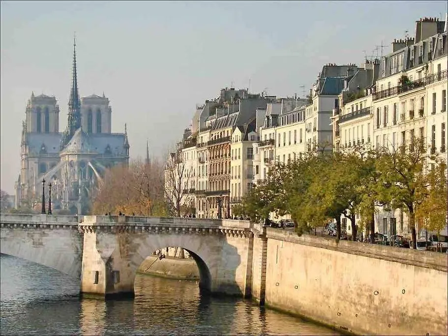 Διαμέρισμα Studio De Charme Au Coeur De L'Ile St Louis Παρίσι Γαλλία
