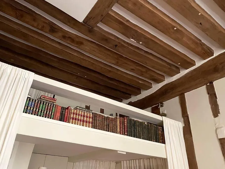 Διαμέρισμα Studio De Charme Au Coeur De L'Ile St Louis Παρίσι