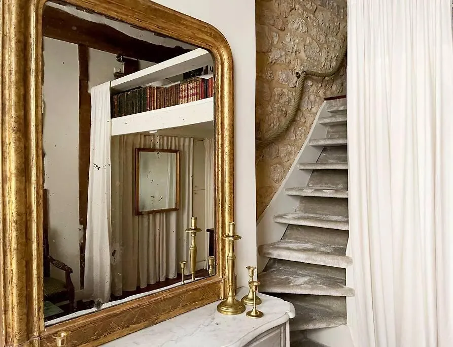 Studio De Charme Au Coeur De L'Ile St Louis Παρίσι